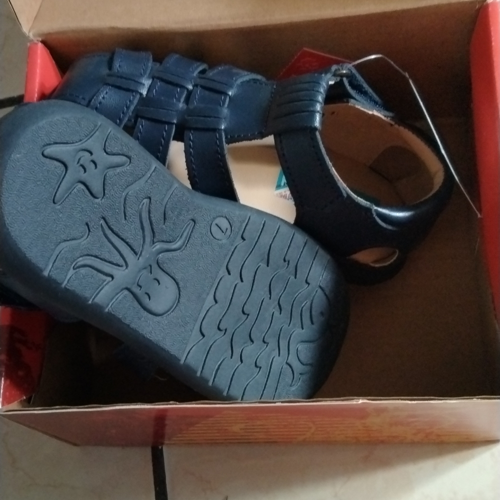 New - Picture 2 of 2